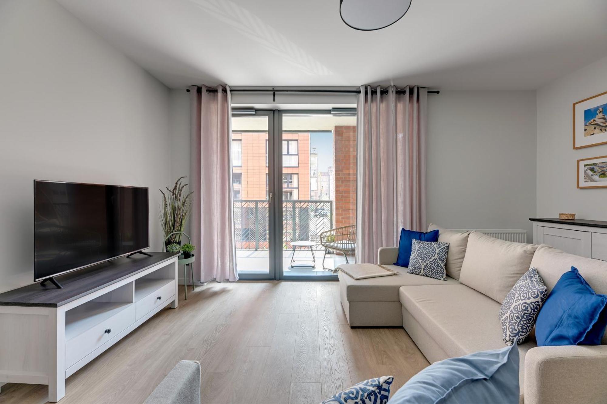 Scala 60k Center With Parking By Lion Apartament *