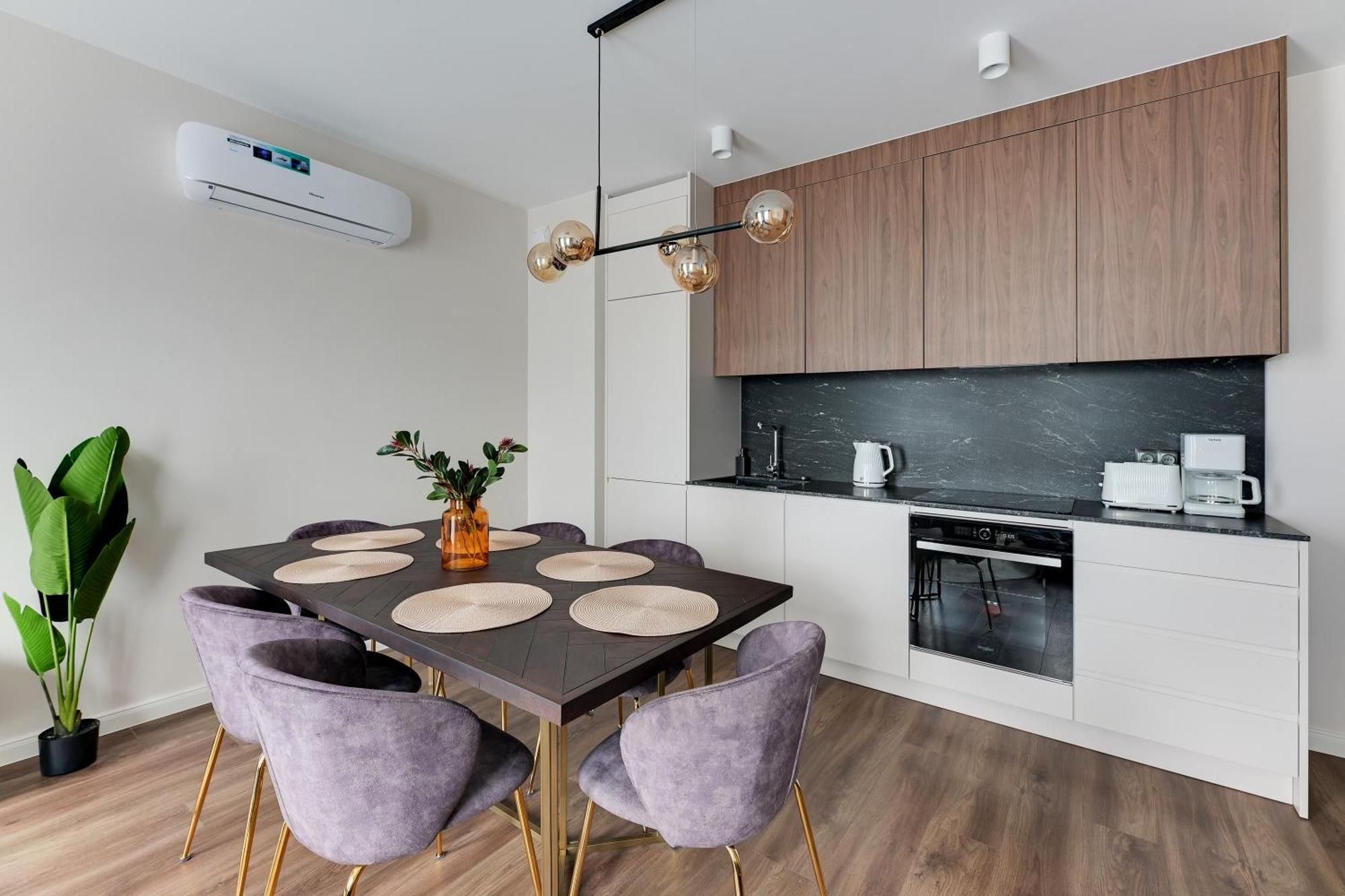 Scala 60k Center With Parking By Lion * Gdańsk
