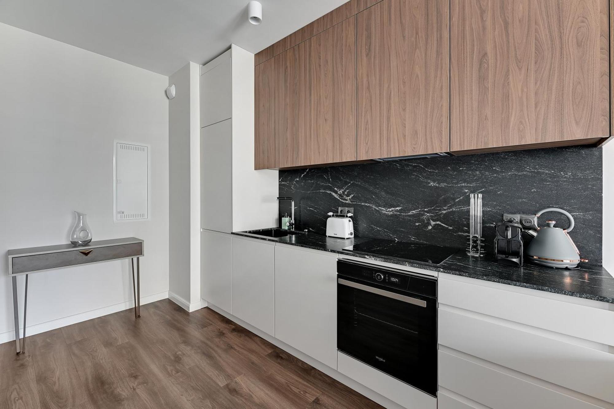 Apartament Scala 60k Center With Parking By Lion